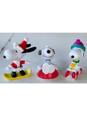 Lot of 3 VINTAGE Peanuts Snoopy Character Christmas Holiday Ornaments (READ)